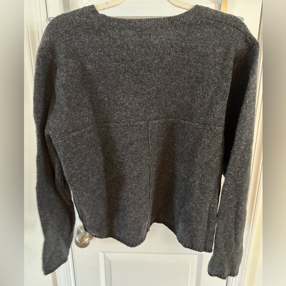 Eddie Bauer Women’s Sweater - Picture 2 of 3